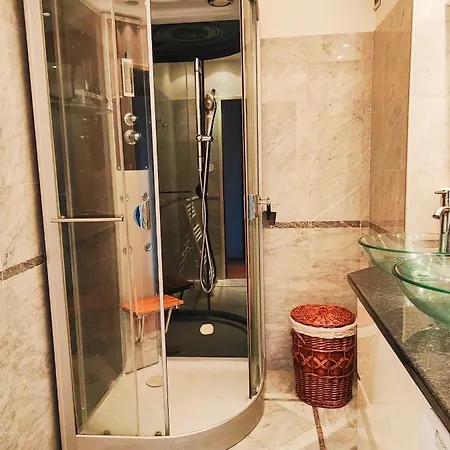 Apartman La Maison Bleue De