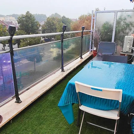 Apartman La Maison Bleue De